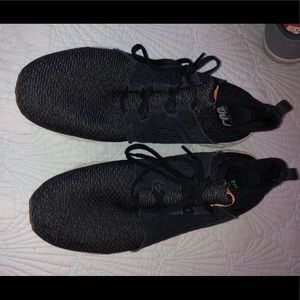 New balance men’s shoes